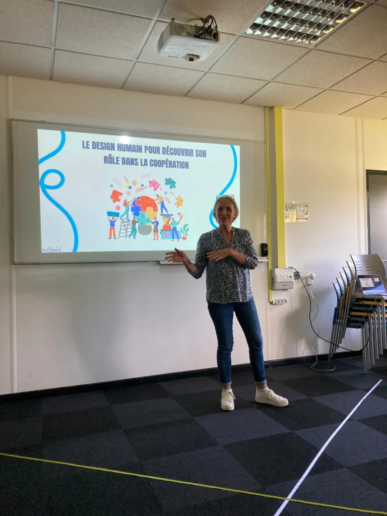 Maryse Ménec en intervention en entreprise